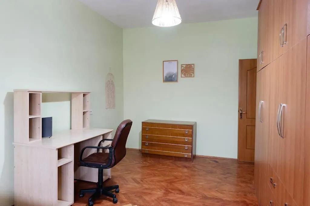 Apartment Cozy Apt Near The City Center Tirana